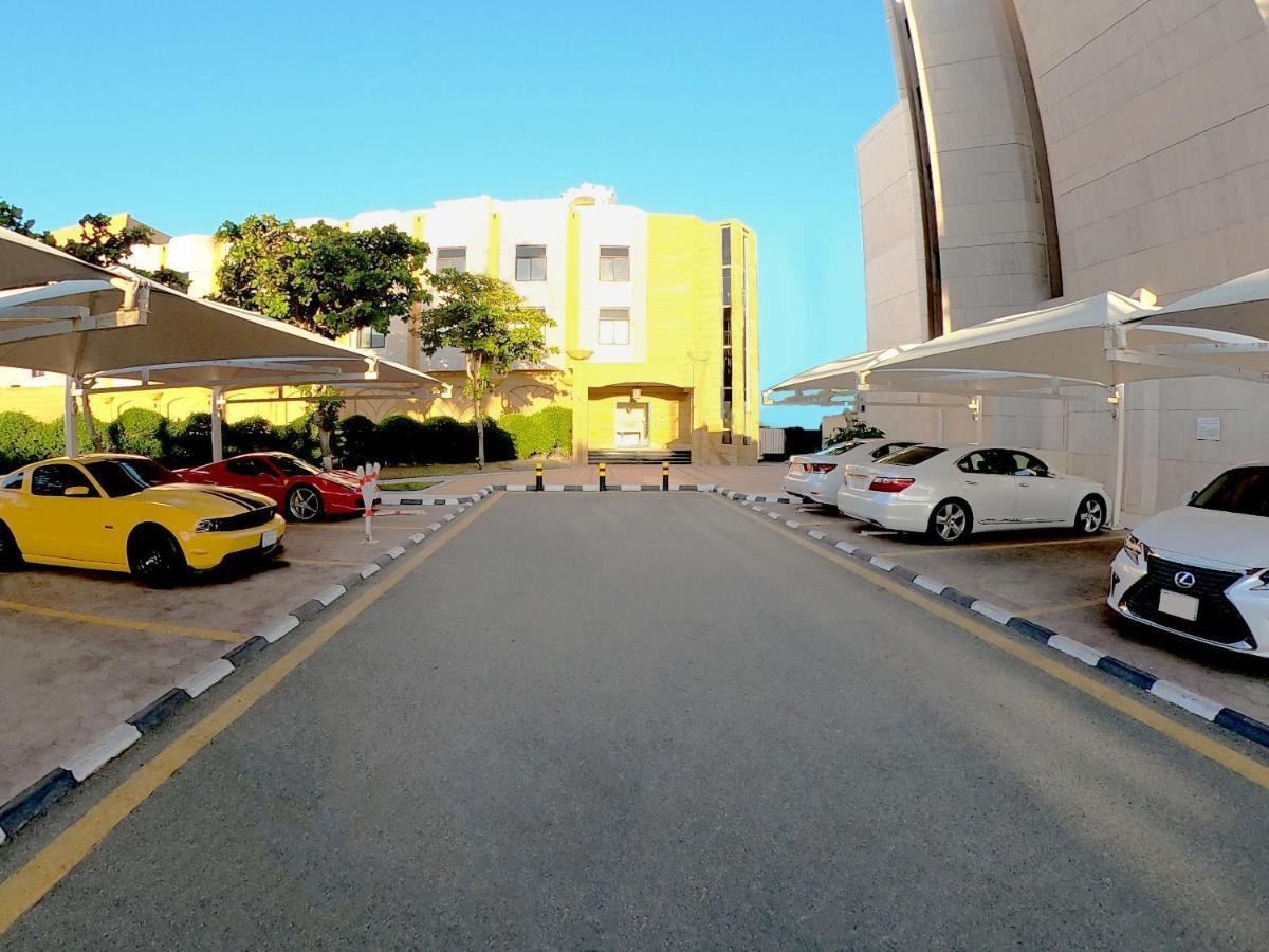 الكورنيش فندق 5*